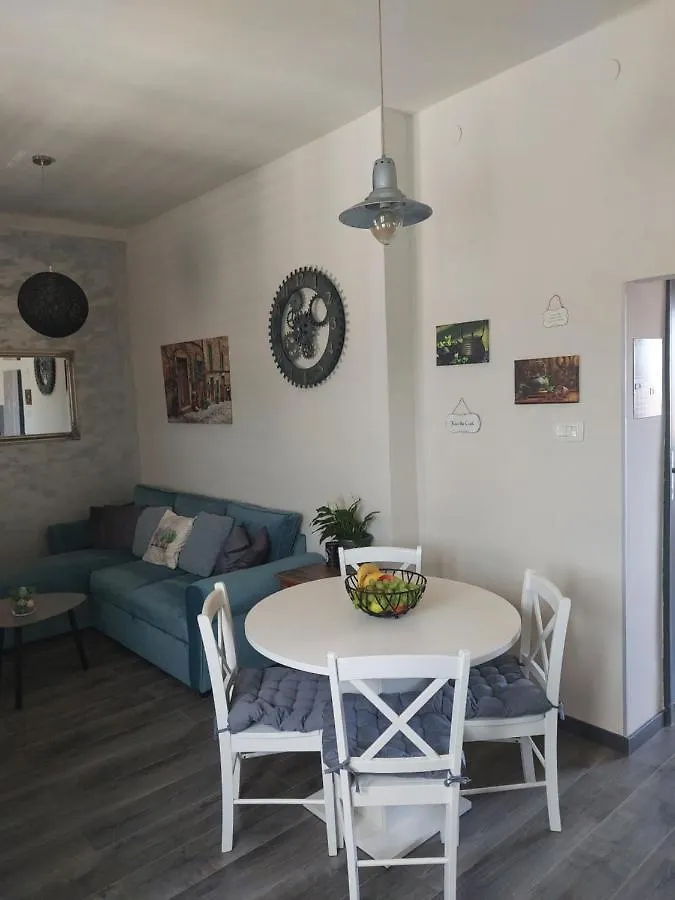 Gray Pearl Apartment Pula 0*,