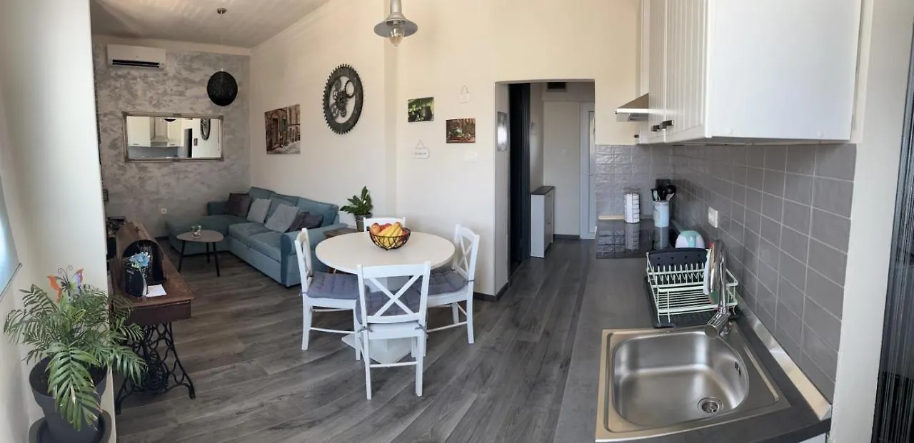 Apartmán Gray Pearl Pula 0*,